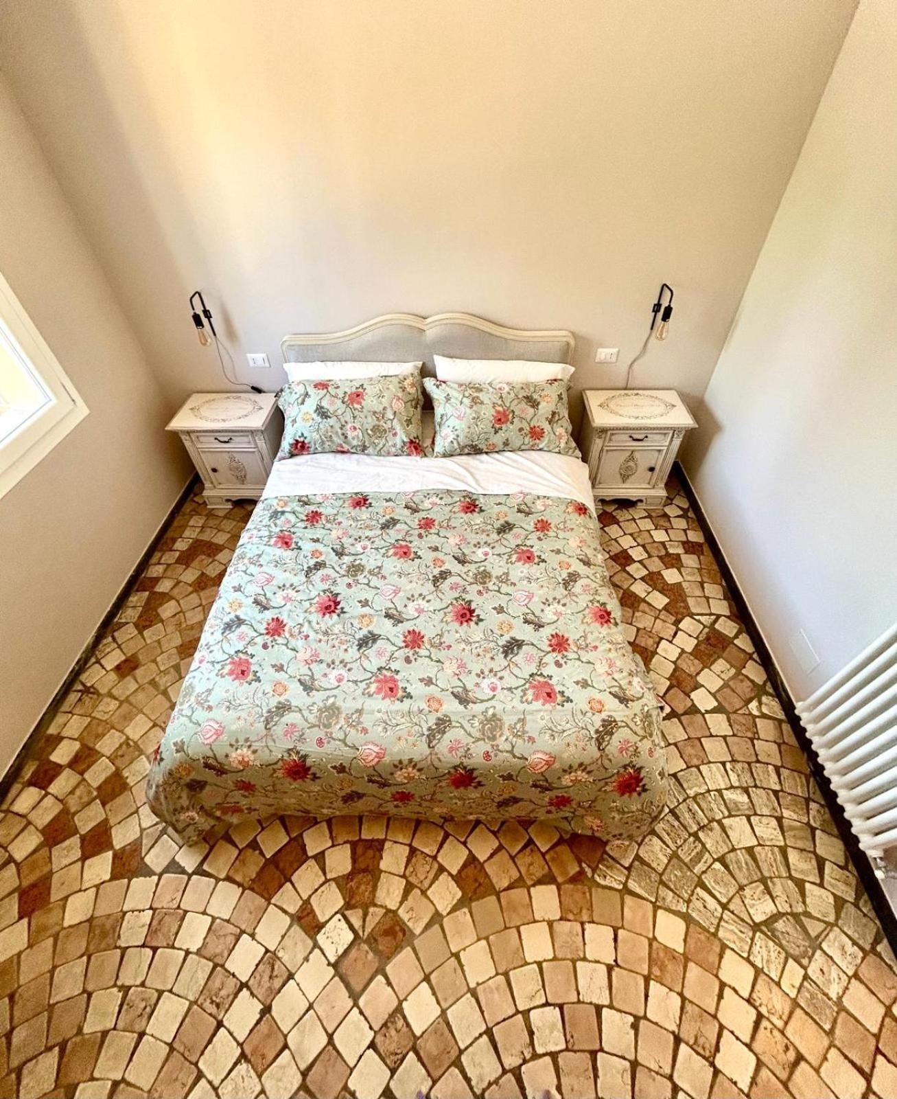Al Civico 73 Bed and Breakfast Carpi Eksteriør billede